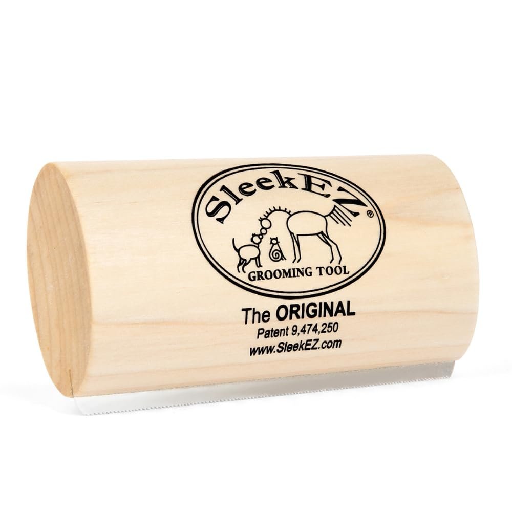 SleekEZ Dog Brush for Shedding | Pa...