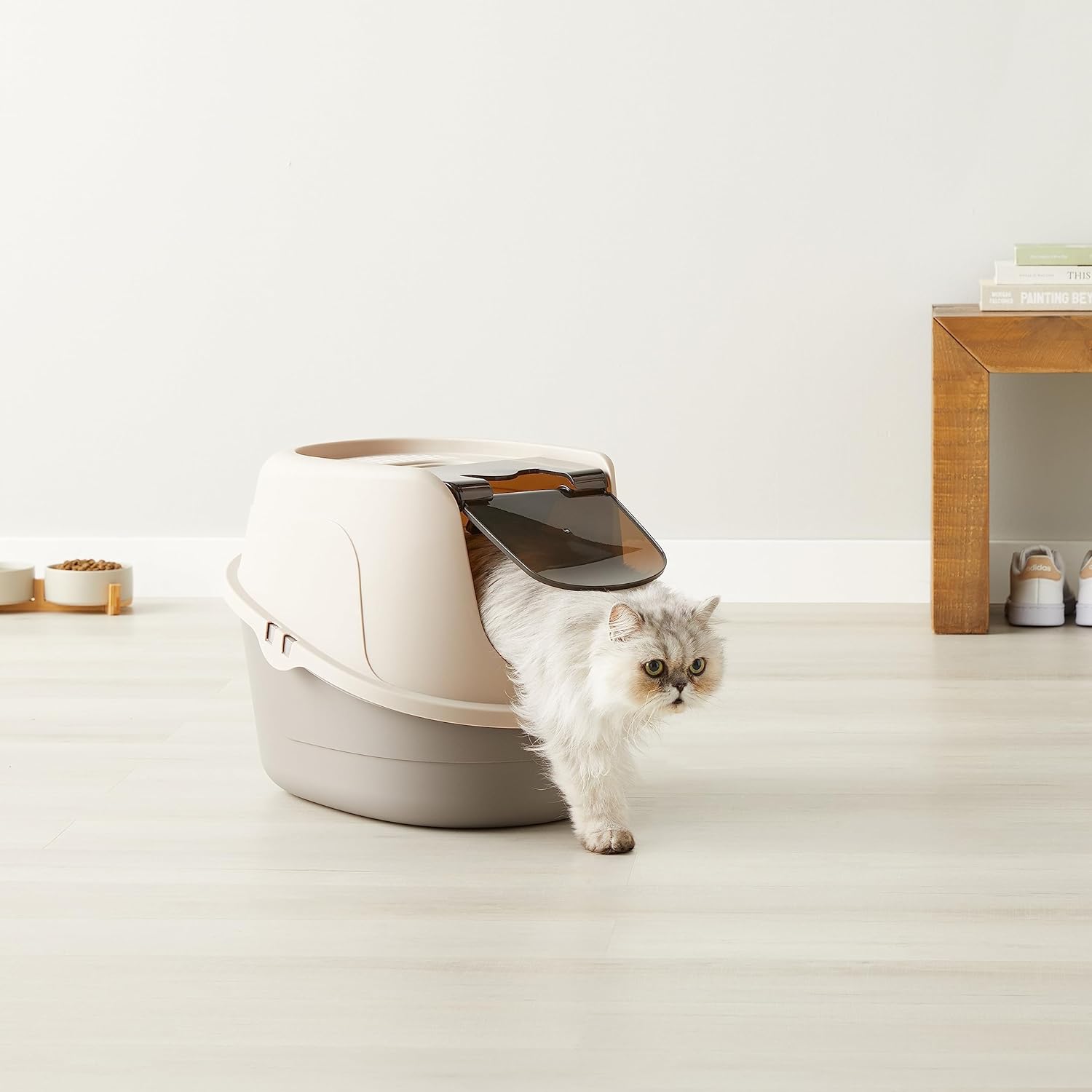 Amazon Basics No-Mess Hooded Enclosed Cat Litter Box with Odor Control and Swinging Door, Standard, 21" x 16" x 15", Multicolor - Image 8