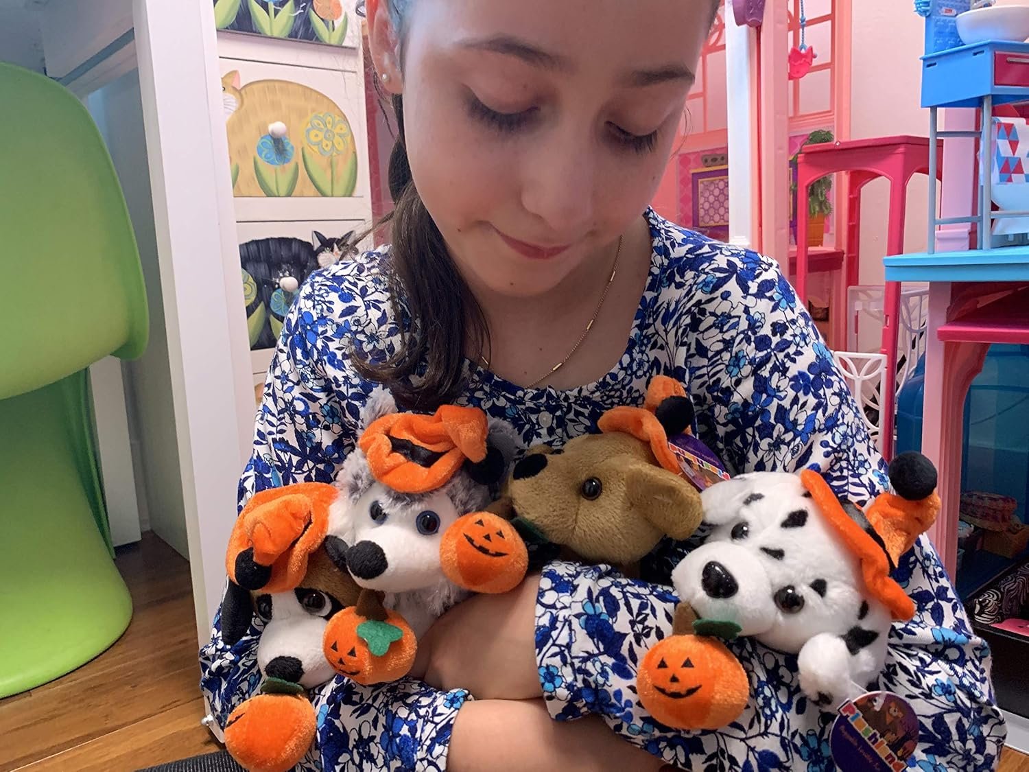 Plushland Halloween Pawpals 8 inches Puppy Dog Plush Stuffed Toy Comes with Hat and Halloween Jack O Lantern - Pumpkin for Kids on This Holiday (Labrador) - Image 3